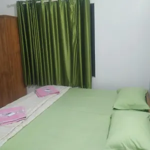Jayuz & Foodies Homestay