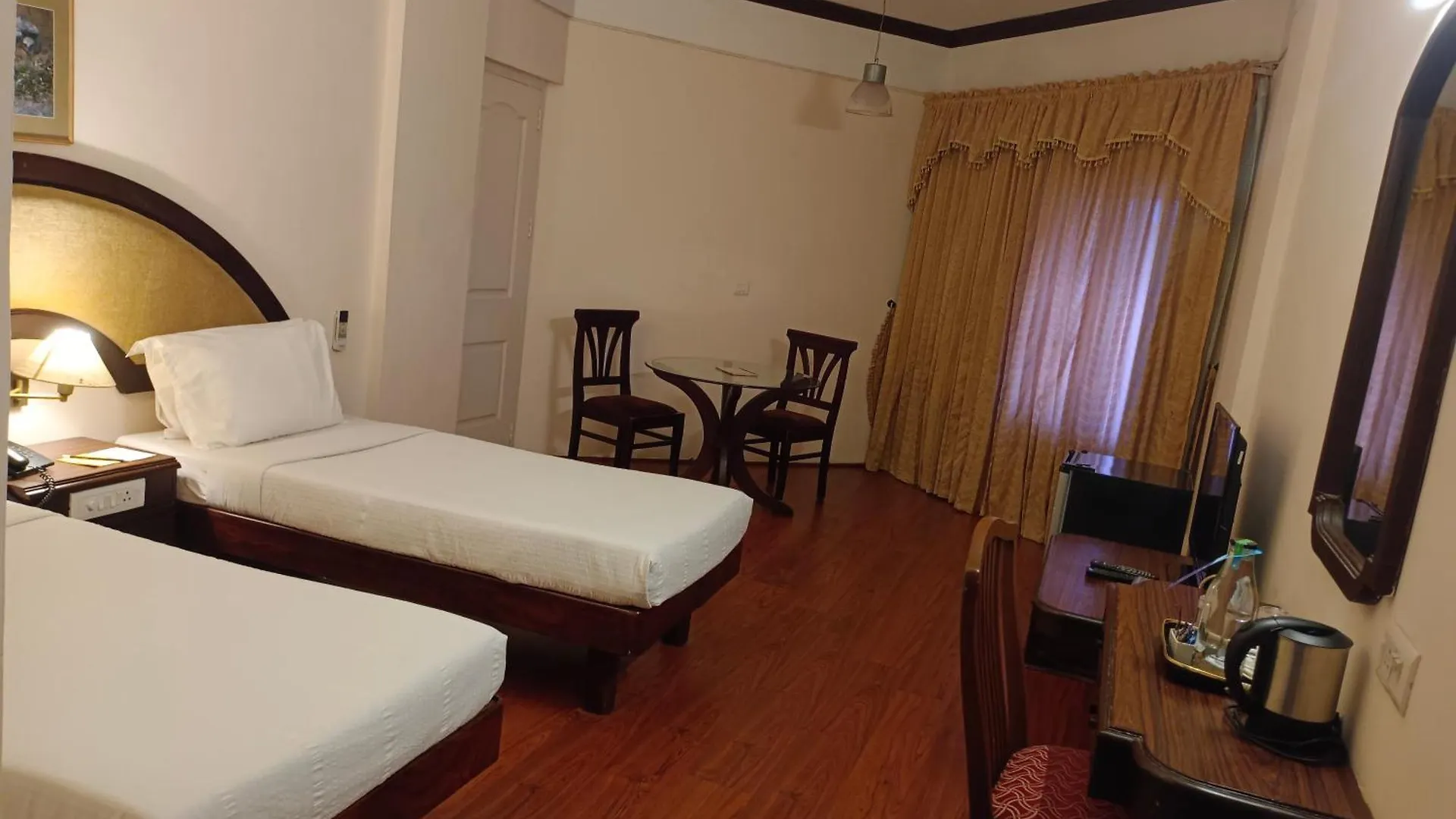 Hotel Manuelsons Malabar Palace Kozhikode
