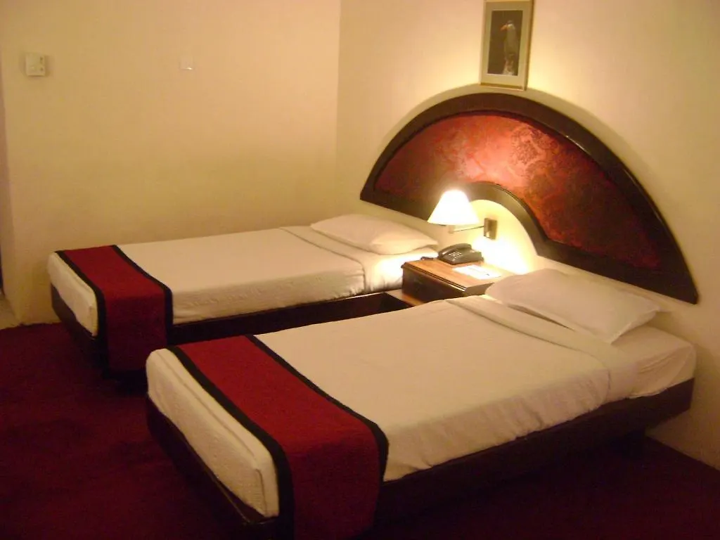 Hotel Manuelsons Malabar Palace Kozhikode